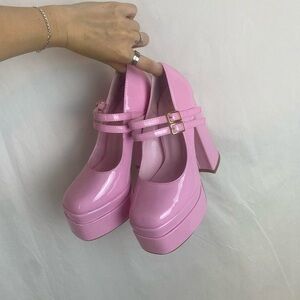 pink stapy Platform Heels